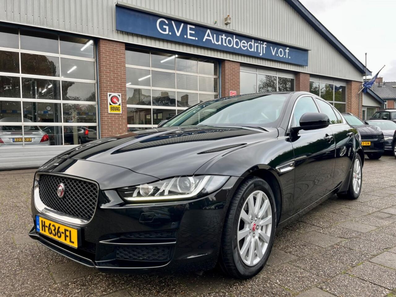 Jaguar XE 2.0T PORTFOLIO COMPLEET DEALER HISTORIE.