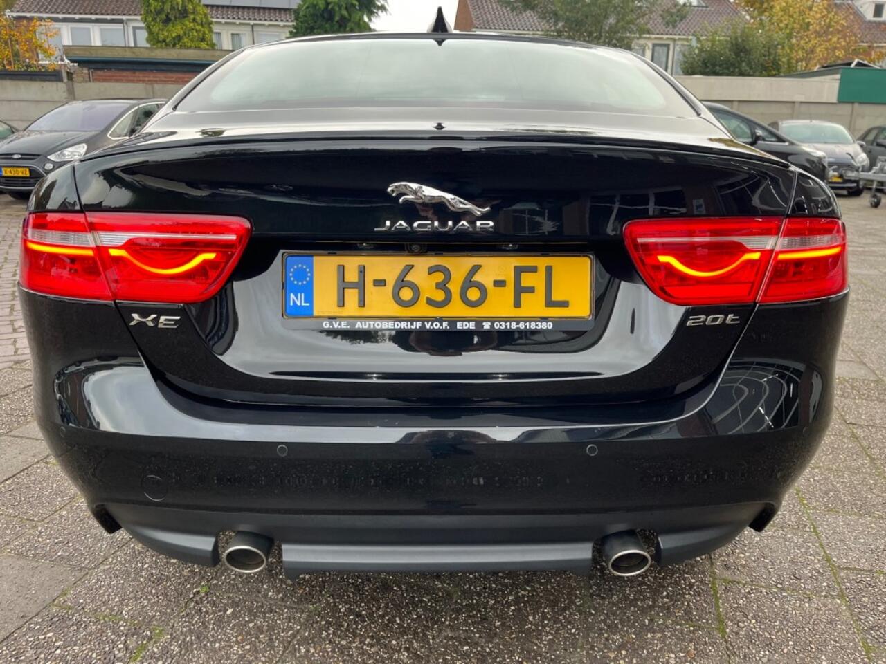 Jaguar XE 2.0T PORTFOLIO COMPLEET DEALER HISTORIE.