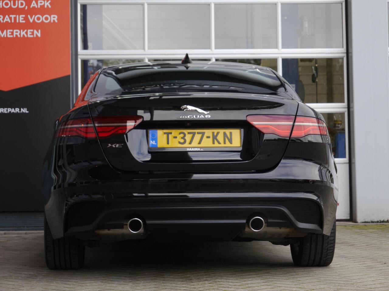 Jaguar XE 2.0 P250 SE | 1800 KG trekgewicht | Apple carplay/Android auto | Camera | Stoelverwarming | Climate control | Cruise control | Keyless entry en start | Lederen bekleding | Elektrisch verstelbare voorstoelen
