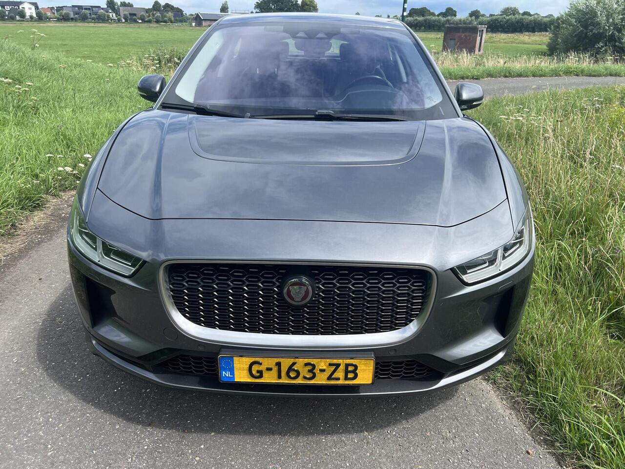 Jaguar i-Pace EV400 Business Edition SE 90 kWh 15600 ex btw