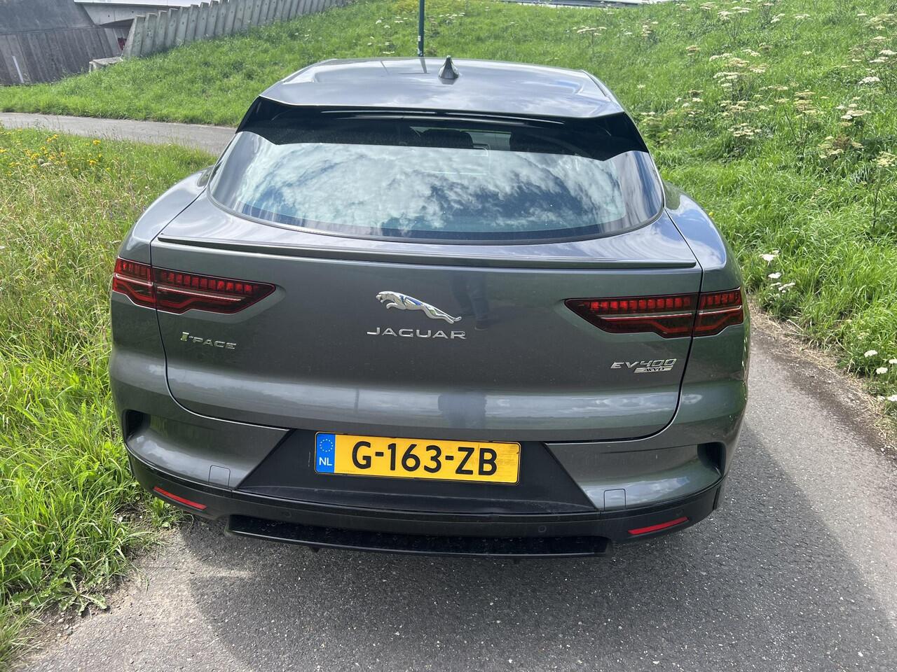 Jaguar i-Pace EV400 Business Edition SE 90 kWh 15600 ex btw