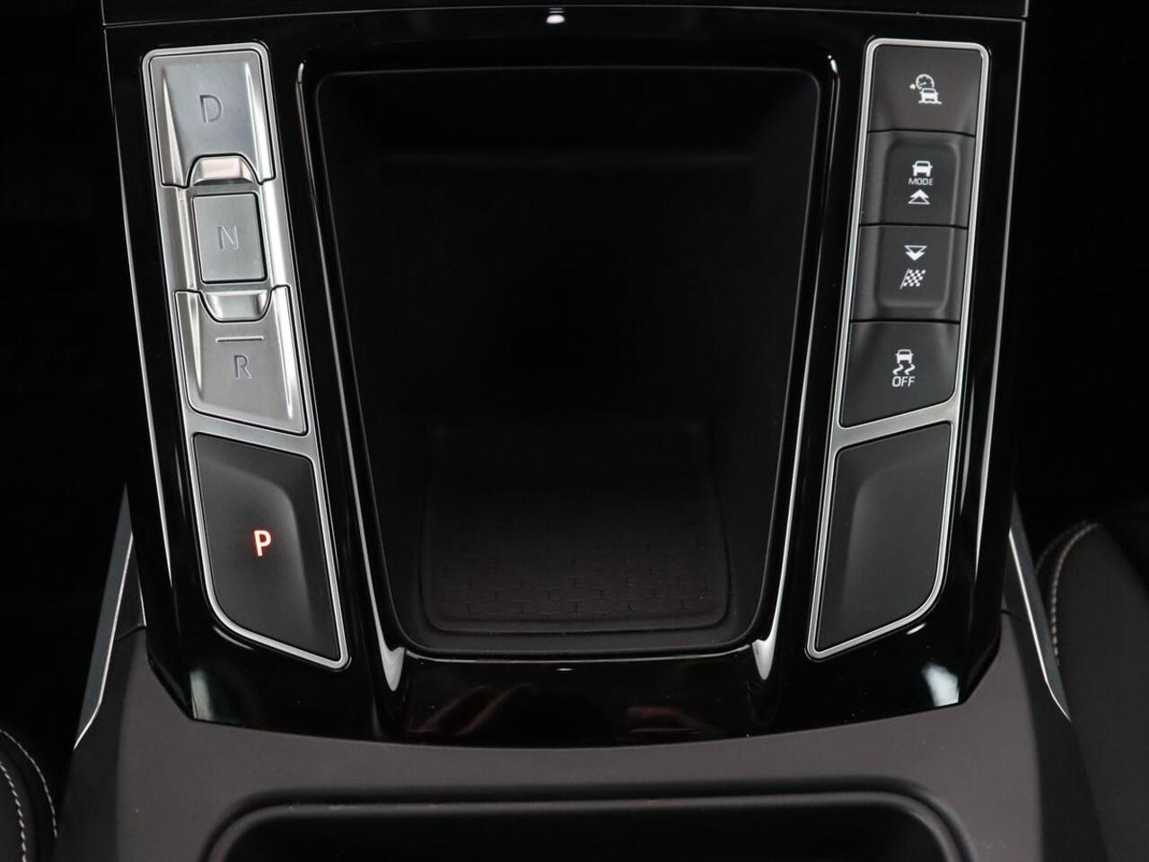 Jaguar i-Pace EV320 S Business Pack 90kWh | SOH 91% | Stoelverwarming | 360 Camera | Meridian Surround | Carplay | Full LED | Navigatie | 20'' | Keyless | Digital Cockpit