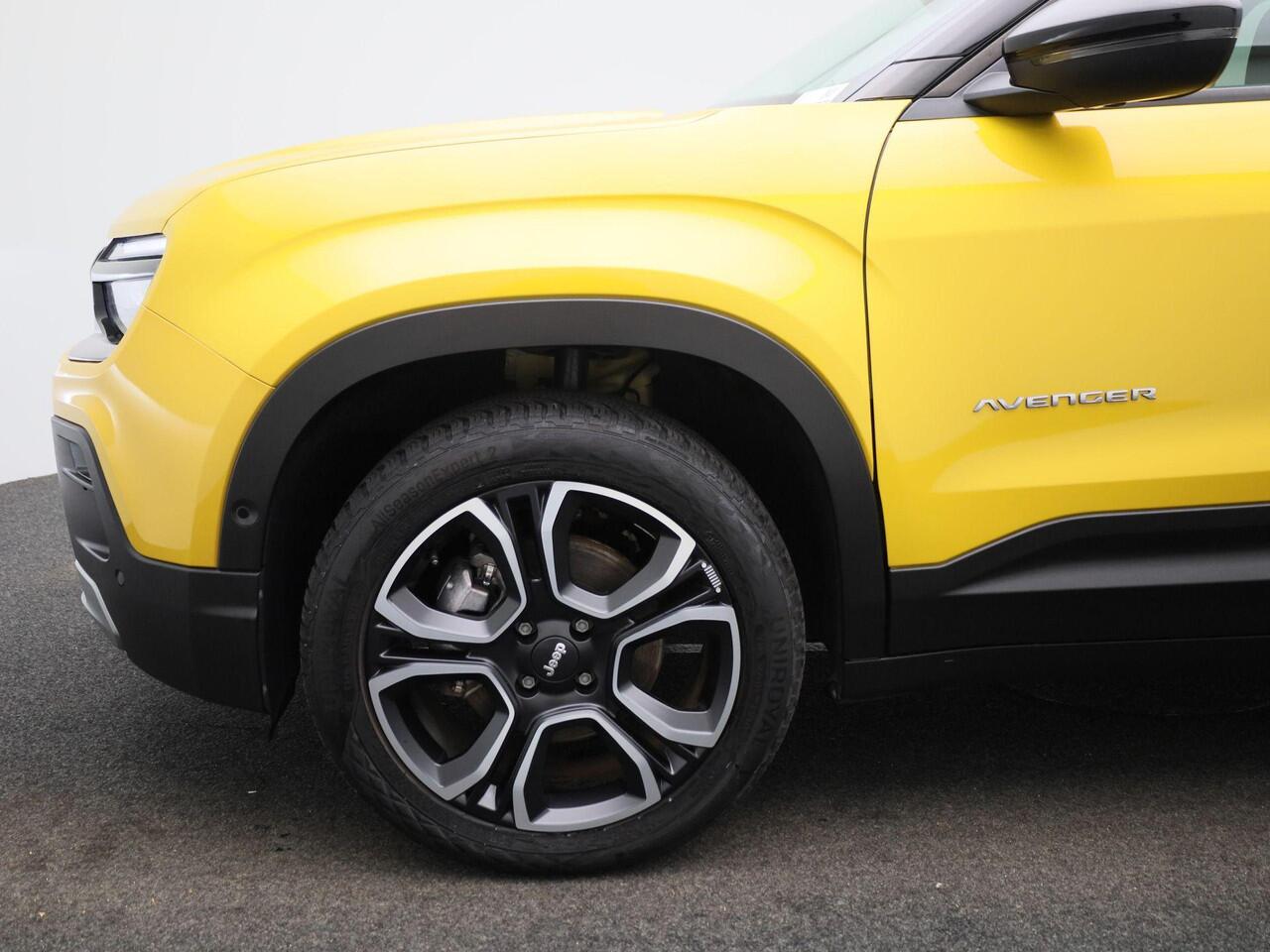 Jeep Avenger 54kWh 1st Edition 157PK | Navigatie | Achteruitrijcamera | Adaptieve Cruise Control | Apple CarPlay & Android Auto