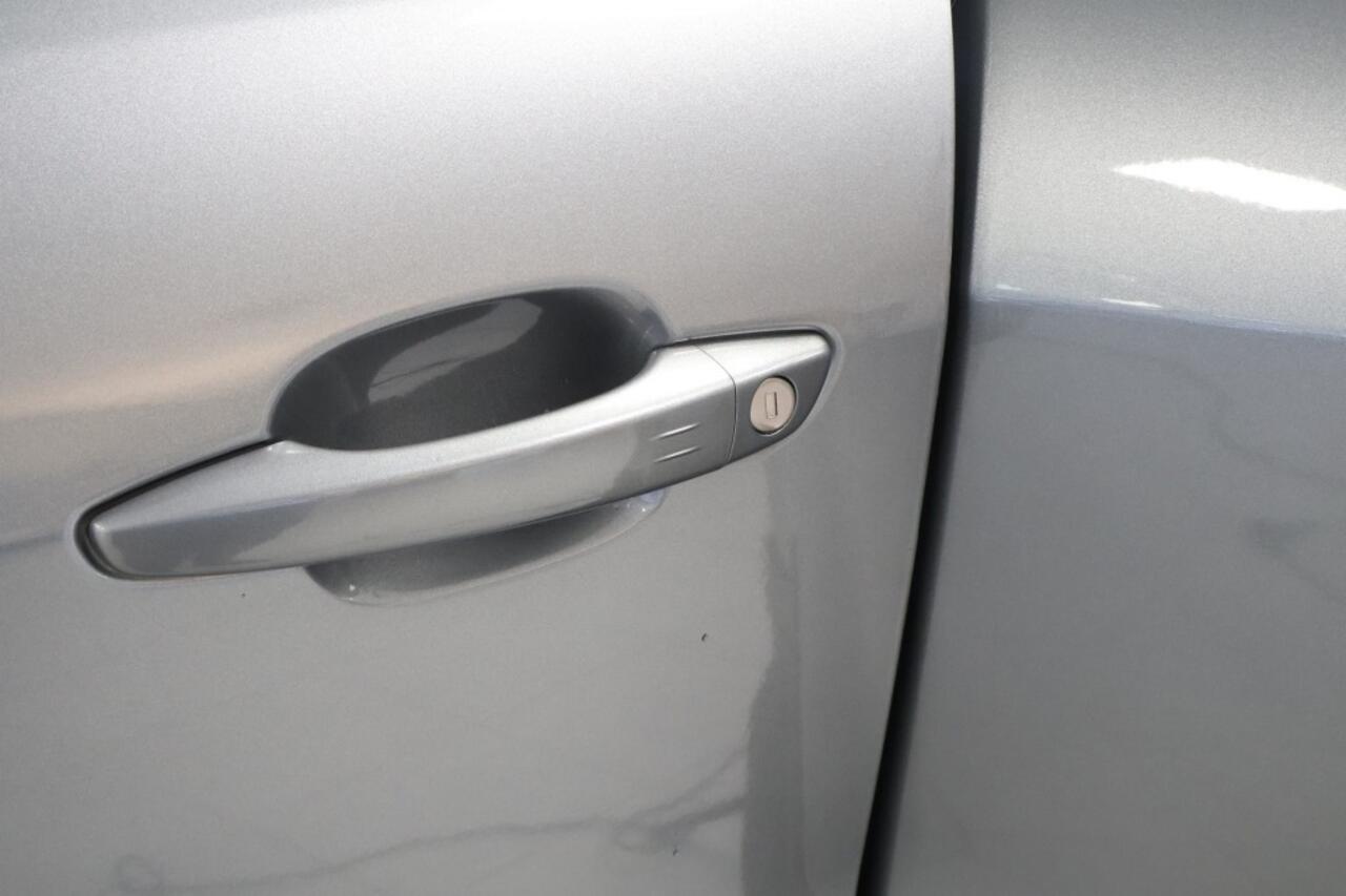 Jeep Avenger Summit 54 kWh - Dodehoek - Elek. achterklep - CarPlay - Camera