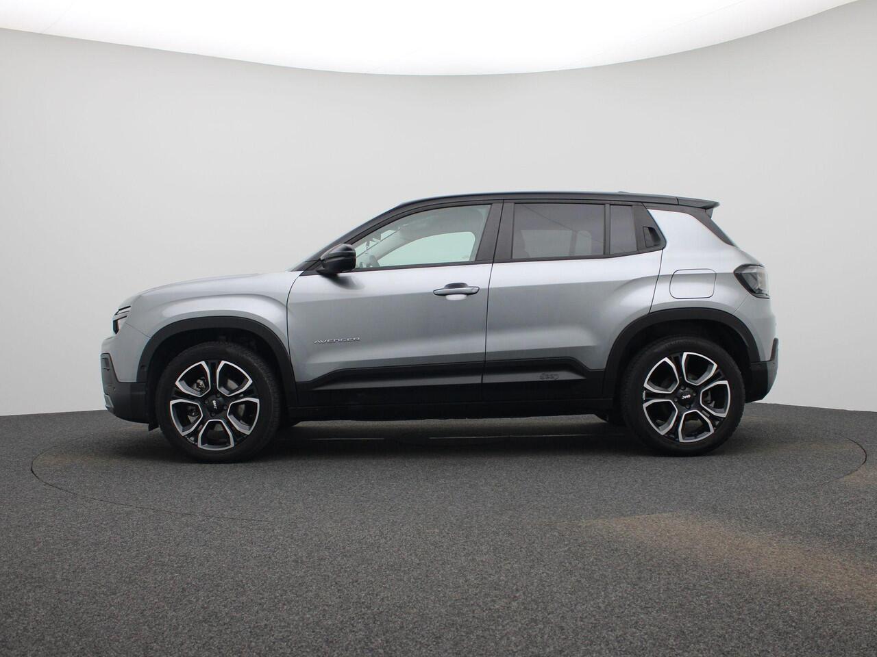 Jeep Avenger 54kWh 1st Edition | Navigatie | Achteruitrijcamera | Adaptieve Cruise Control | Apple CarPlay & Android Auto