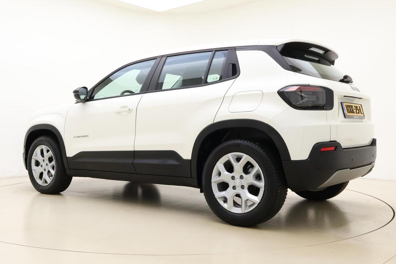 Jeep Avenger 1.2 Altitude 100 PK "Climate control | Navigatie via Carplay | Dodehoekassistent | Lichtmetalen velgen | Cruise control | Stoel & voorruitverwarming
