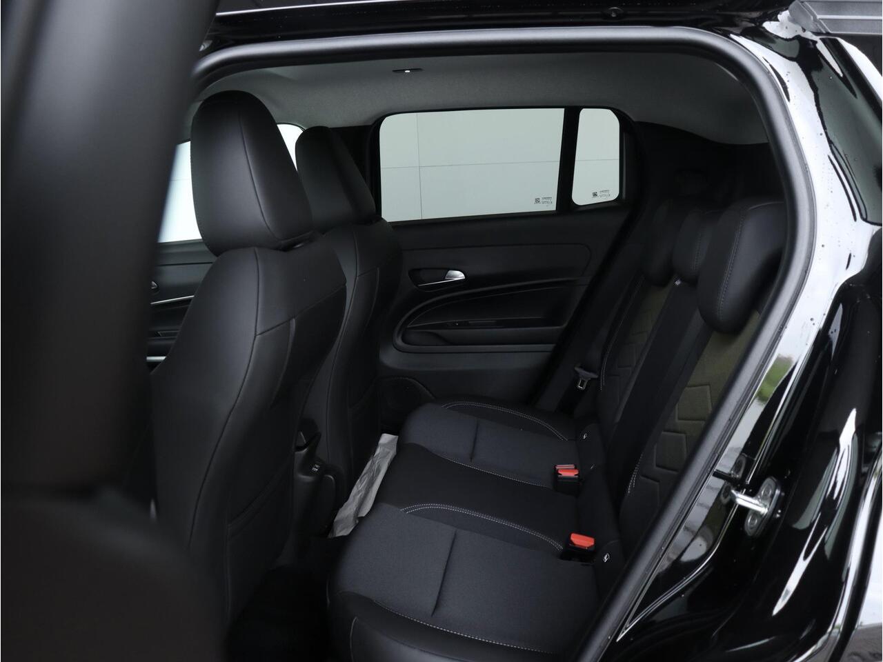 Jeep Avenger Summit 54 kWh | Full LED | Navi | Voorruit verwarming |