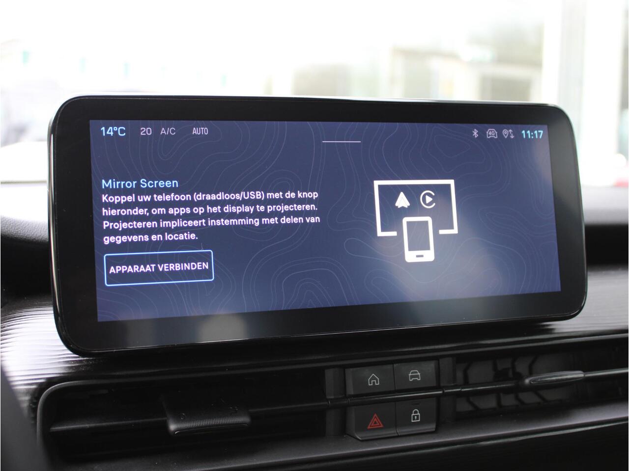 Jeep Avenger Longitude 54 kWh | Automaat | Climate / Apple Carplay