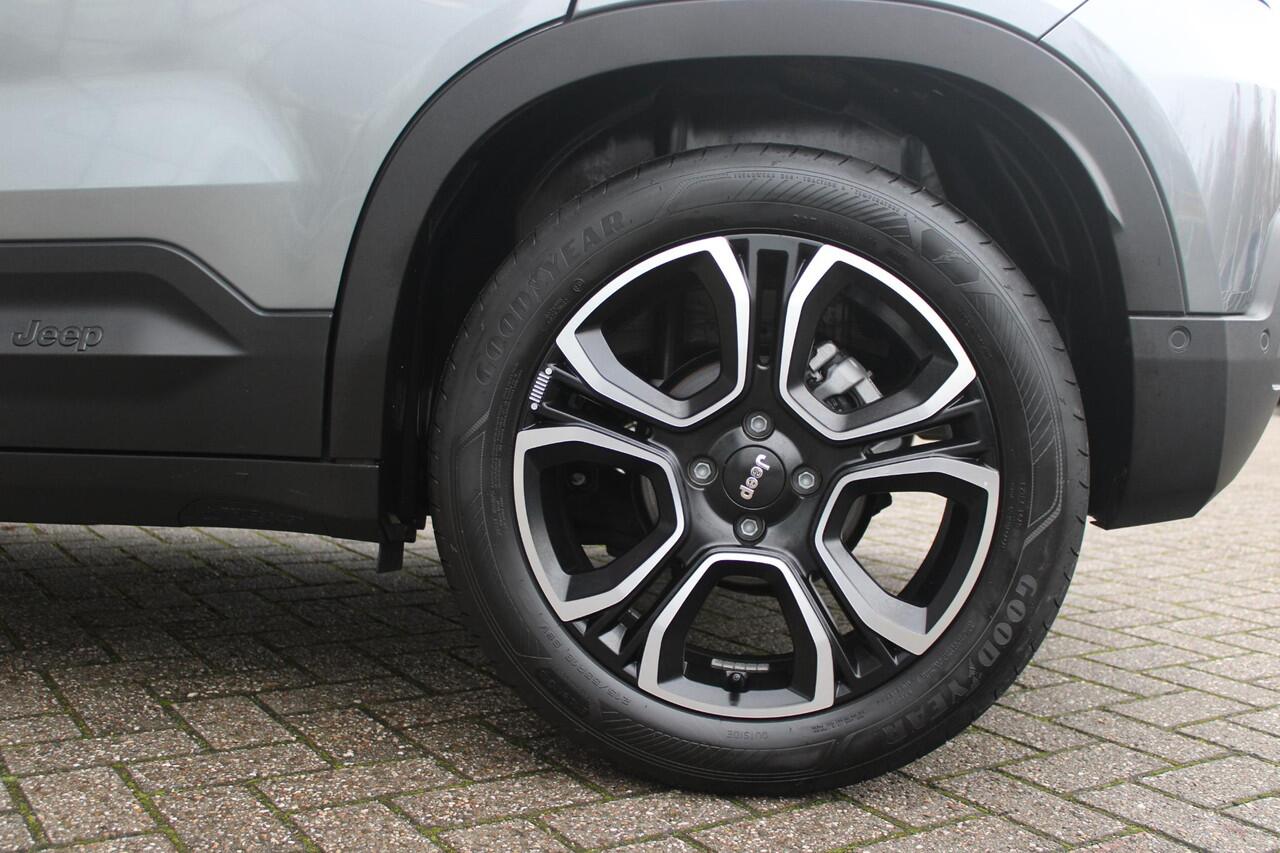 Jeep Avenger 1.2 110PK e-Hybrid SUMMIT | STOEL/VOORRUIT VERWARMING | DRAADLOZE APPLE CARPLAY/ANDROID AUTO | NAVIGATIE | ACHETRUITRIJ CAMERA | KEYLESS ENTRY/START | PARKEERSENSOREN VOOR EN ACHTER | ELEKTRISCH BEDIENBARE ACHTERKLEP | VERWARMBARE VOORRUIT/VOORSTOELEN | 1