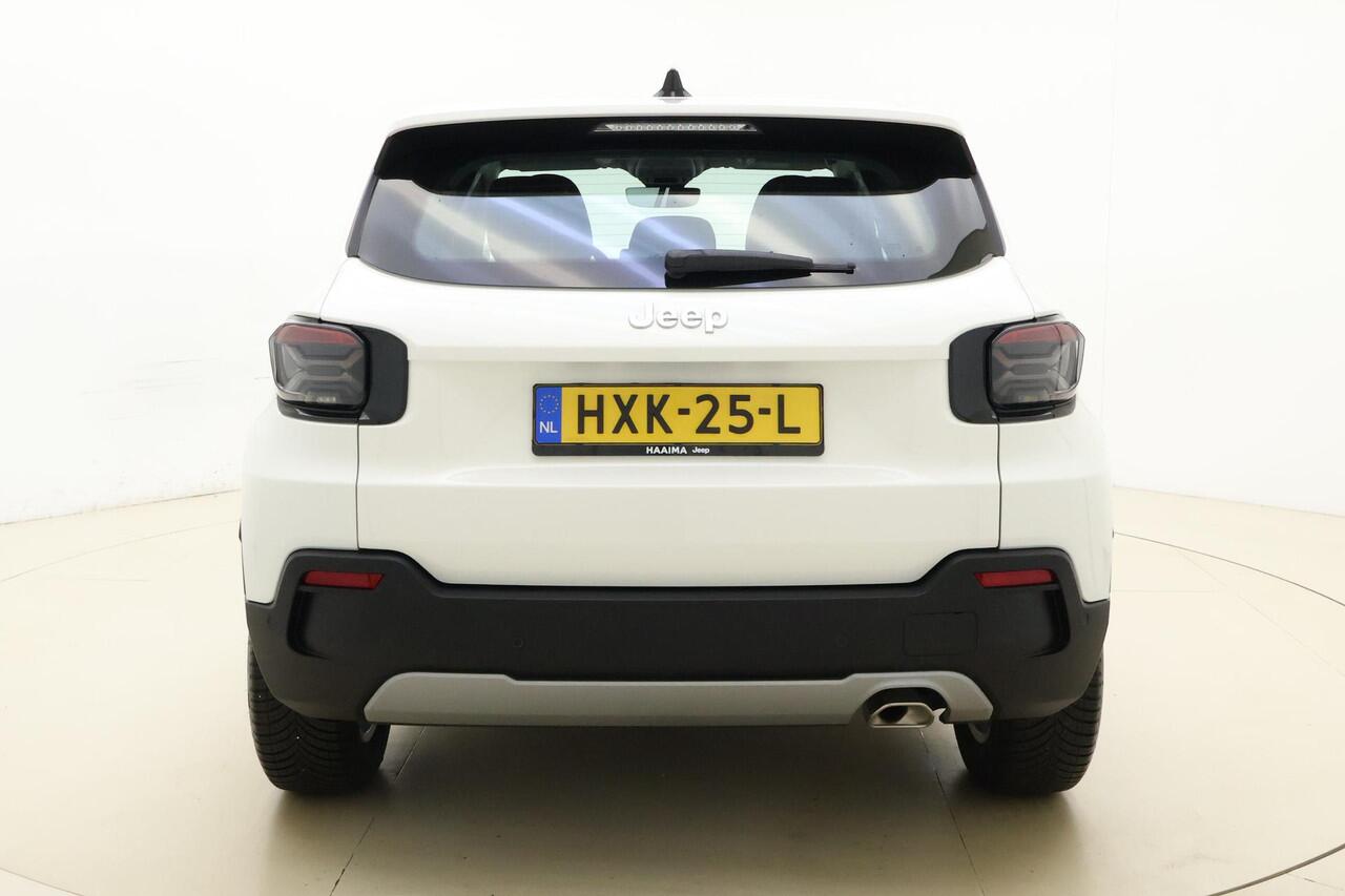 Jeep Avenger 1.2 Altitude 100 PK "Climate control | Navigatie via Carplay | Dodehoekassistent | Lichtmetalen velgen | Cruise control | Stoel & voorruitverwarming