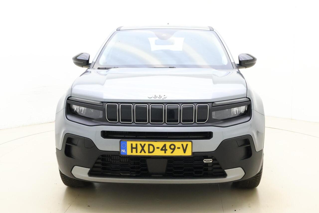 Jeep Avenger 1.2 Altitude 100 PK | Navigatie | Climate control | Camera | Parkeersensoren | Keyless | Lichtmetalen velgen | Parkeersensoren