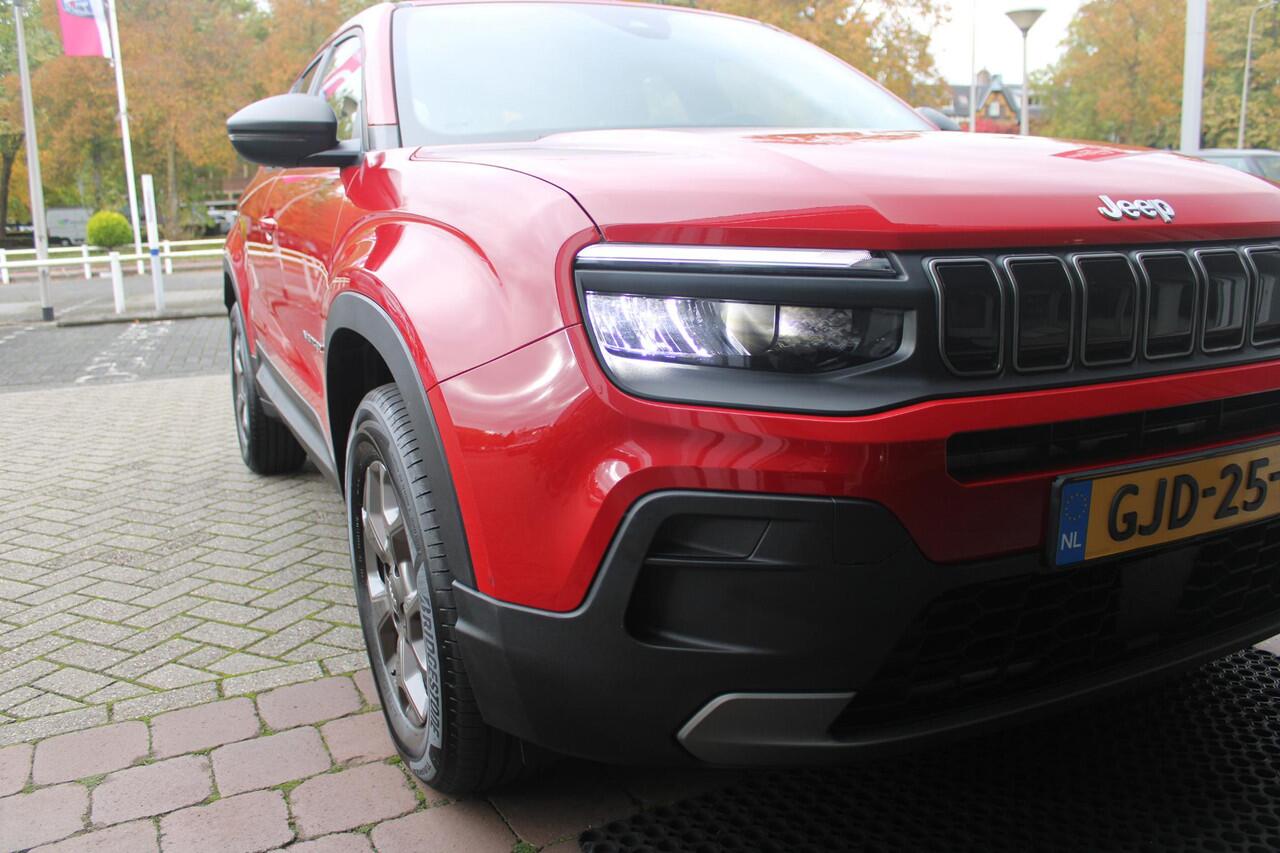 Jeep Avenger 1.2 Longitude | DAB+ RADIO | APPLE CARPLAY / ANDROID AUTO | CRUISE CONTROL | LED KOPLAMPEN / ACHTERLICHTEN | CRUISE CONTROL | PARKEERSENSOREN ACHTER | LICHT METALEN VELGEN |