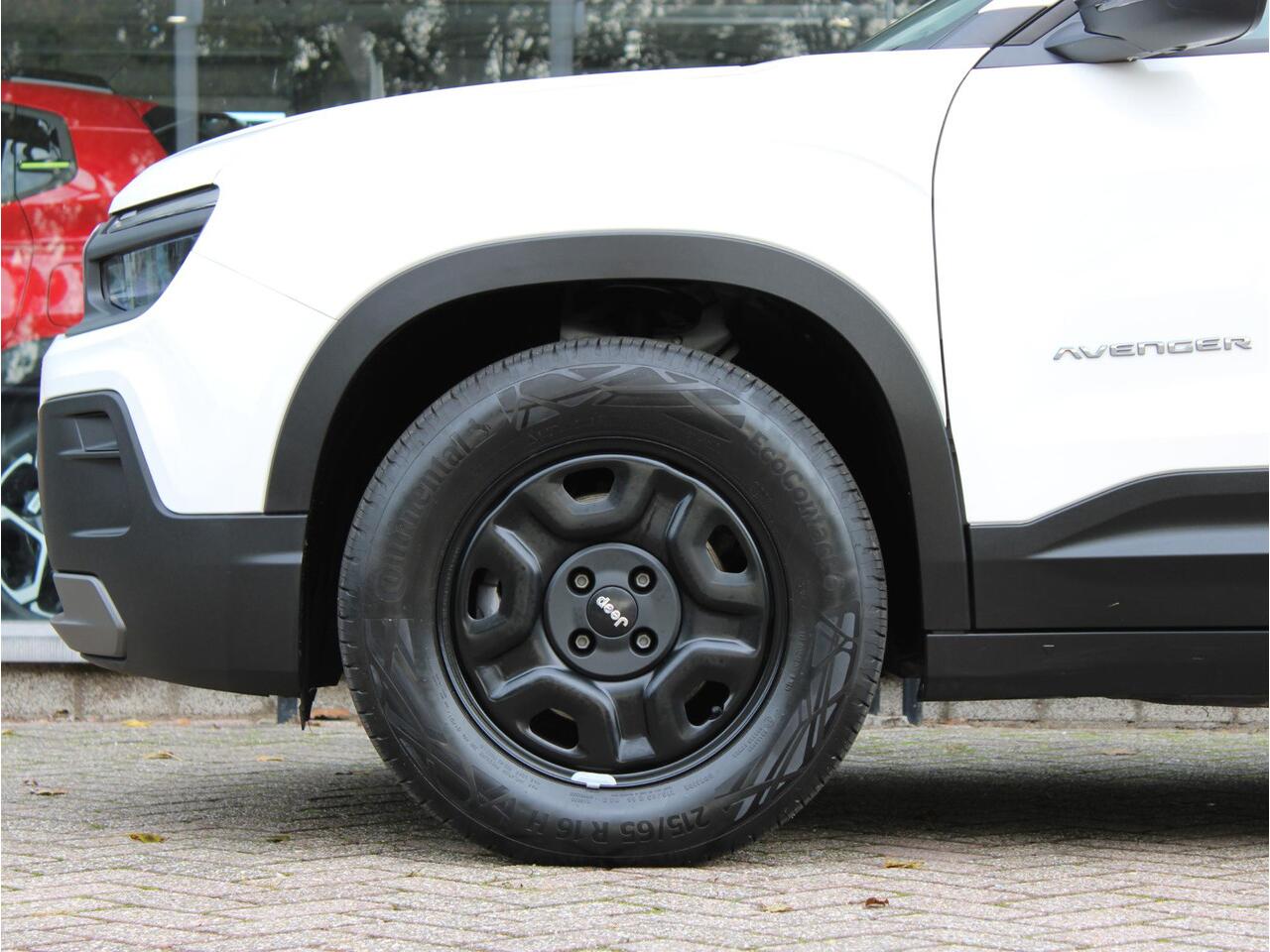 Jeep Avenger Longitude 54 kWh | Automaat | Climate / Apple Carplay