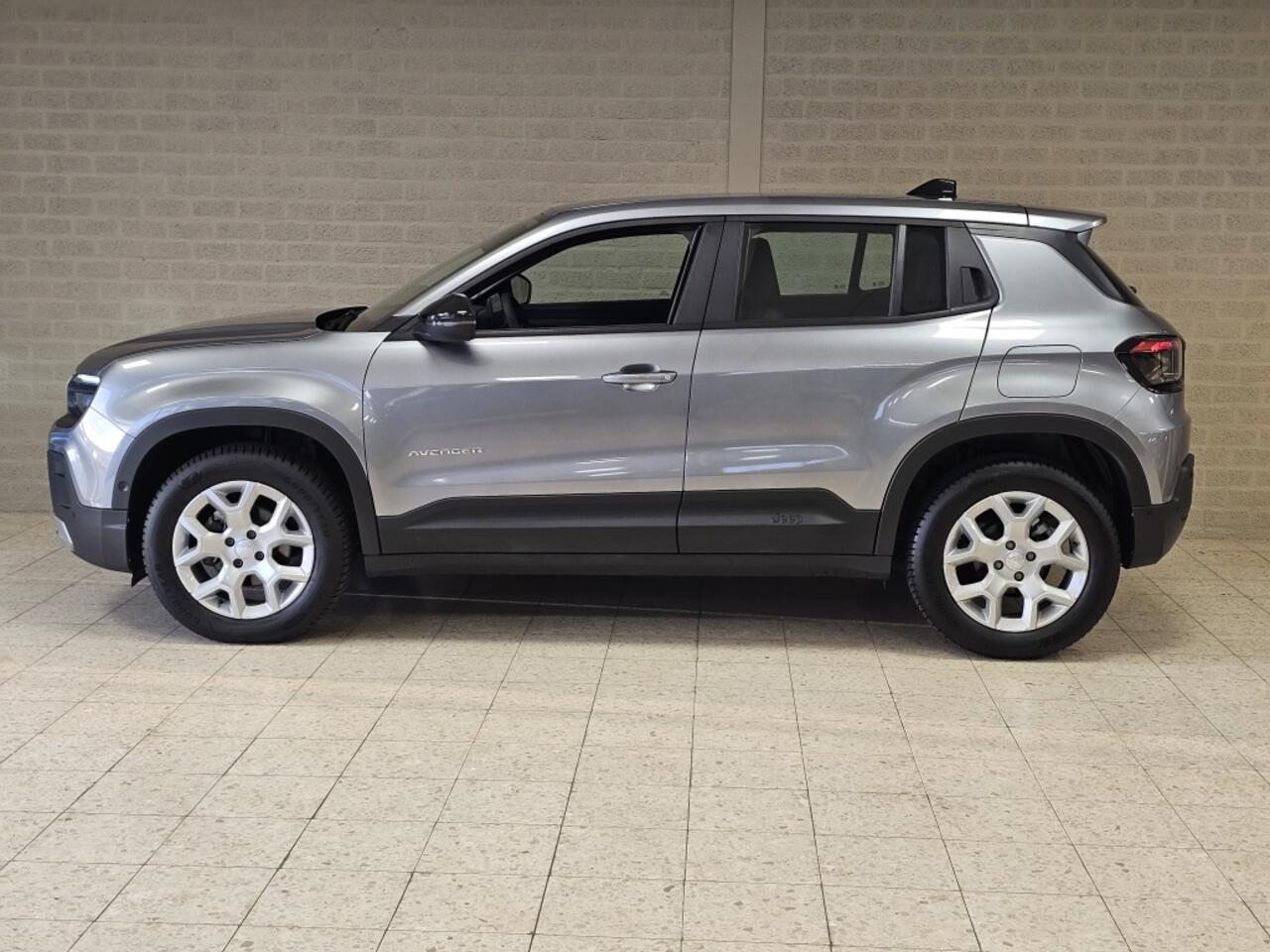 Jeep Avenger 1.2 Turbo (100Pk) Altitude Winterpakket Géén Afleverkosten