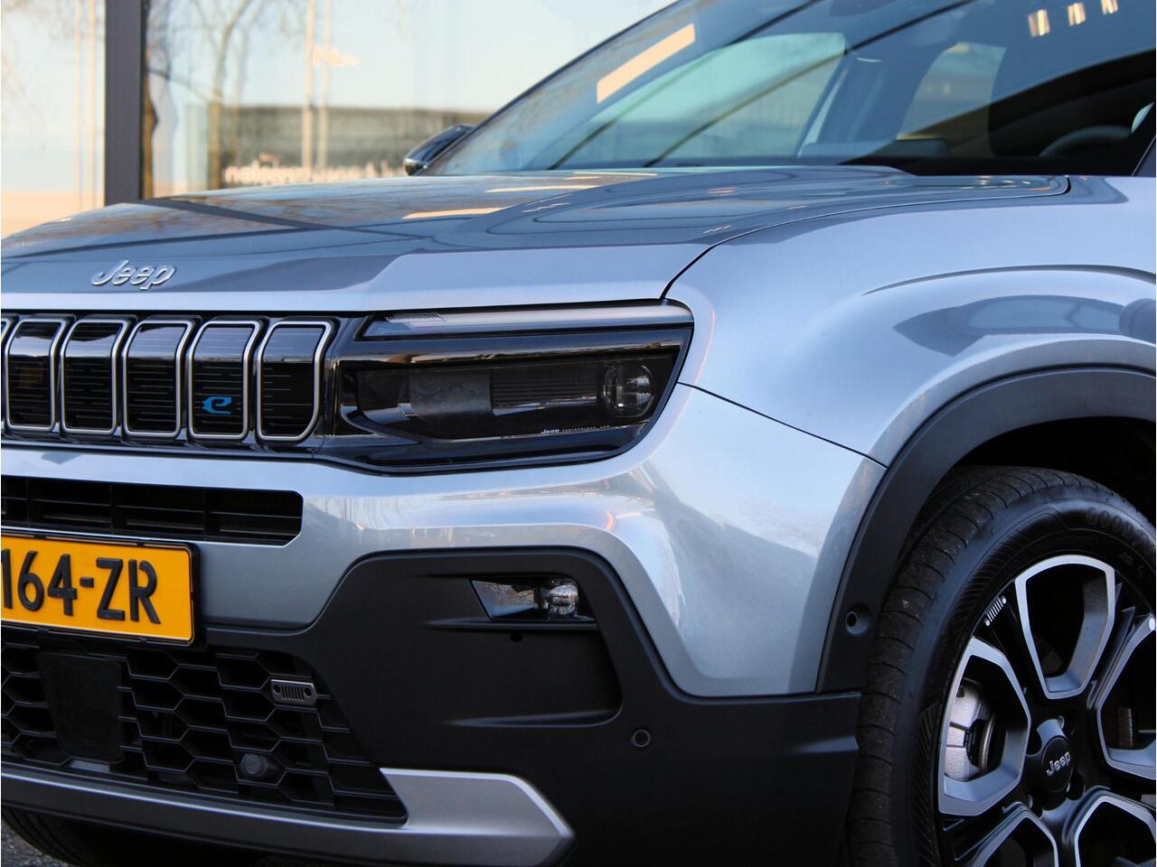 Jeep Avenger Altitude Business Pack 54 kWh | Navi / Camera / Climate