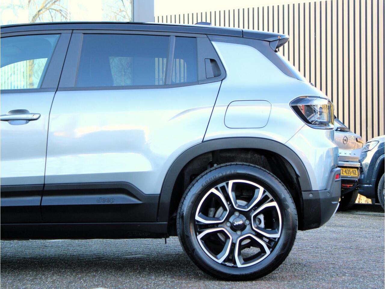 Jeep Avenger Altitude Business Pack 54 kWh | Navi / Camera / Climate