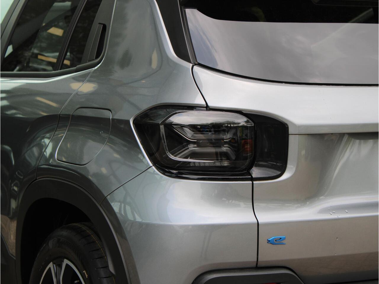 Jeep Avenger 1st Edition 54 kWh GRATIS WALLBOX VOORRAAD KORTING