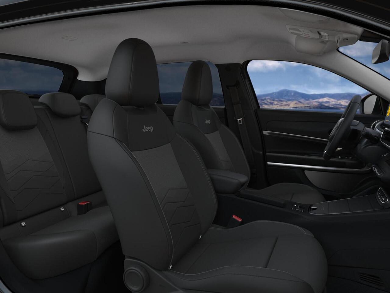 Jeep Avenger 1.2 e-Hybrid Summit | Winter Pack | Infotainment & Convenience Pack