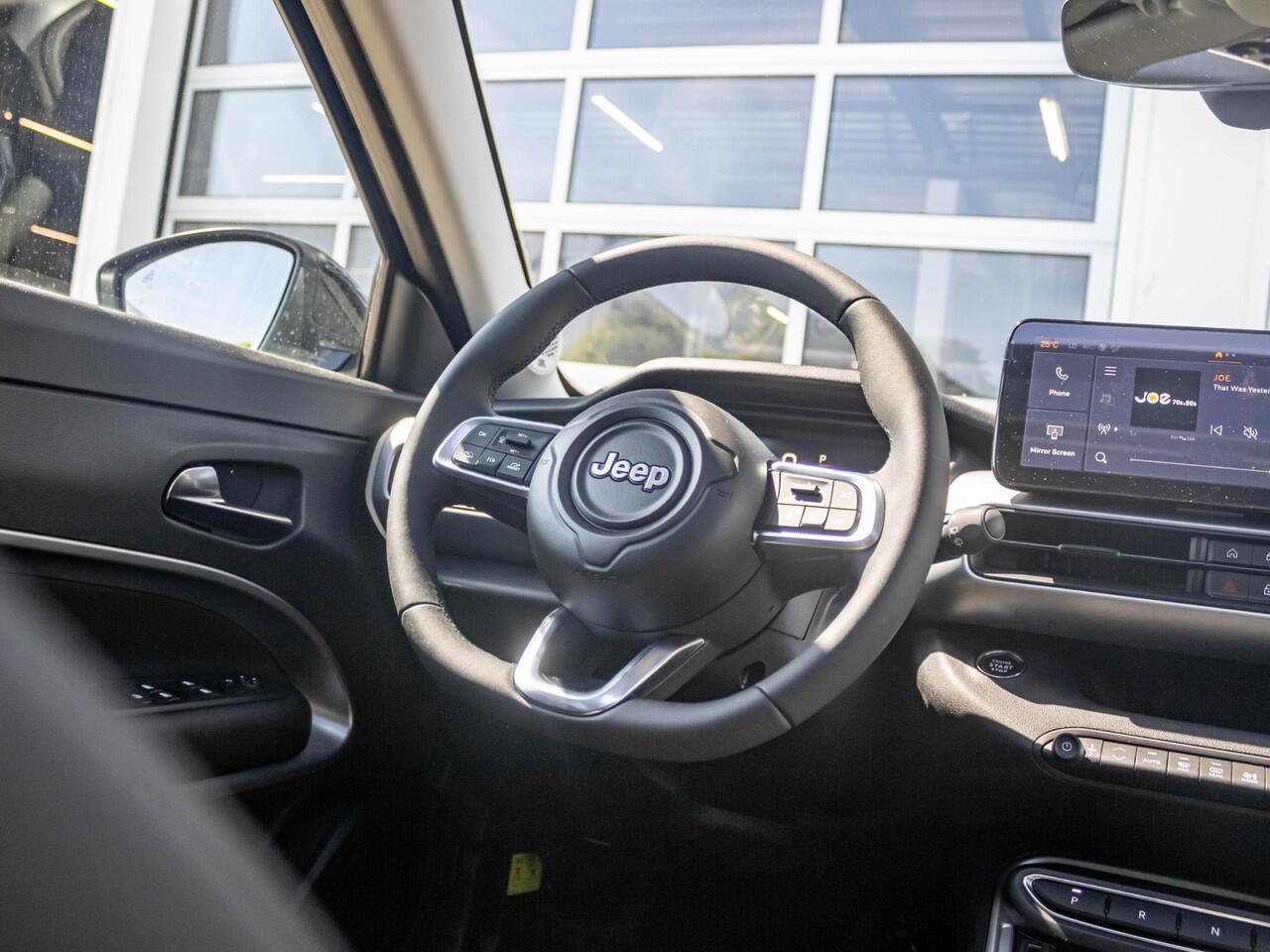 Jeep Avenger 1.2 e-Hybrid Summit | Winter Pack | Schuif/Kanteldak | Infotaiment&Convenience Pack