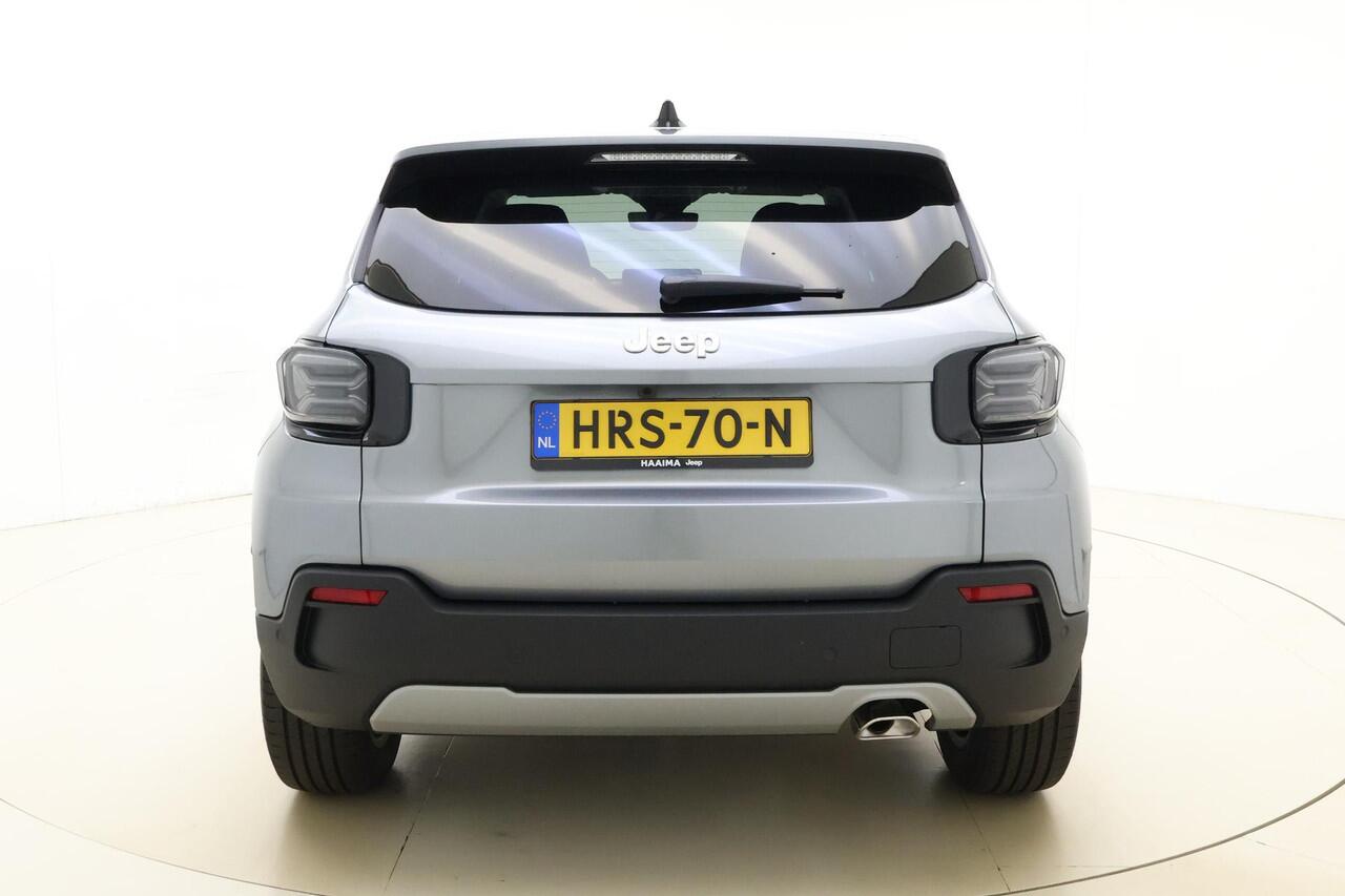 Jeep Avenger 1.2 e-Hybrid Summit | DEMO | LED Projector koplampen | Navigatie | Camera | Sfeerverlichting | 18'' lichtmetalen velgen | JBL Audio | Getint glas | Keyless