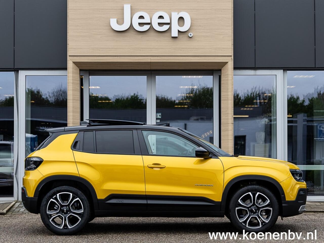 Jeep Avenger 1.2 E-Hybrid SUMMIT Auto. PANO / LEER / ENTERTAINMENT PACK