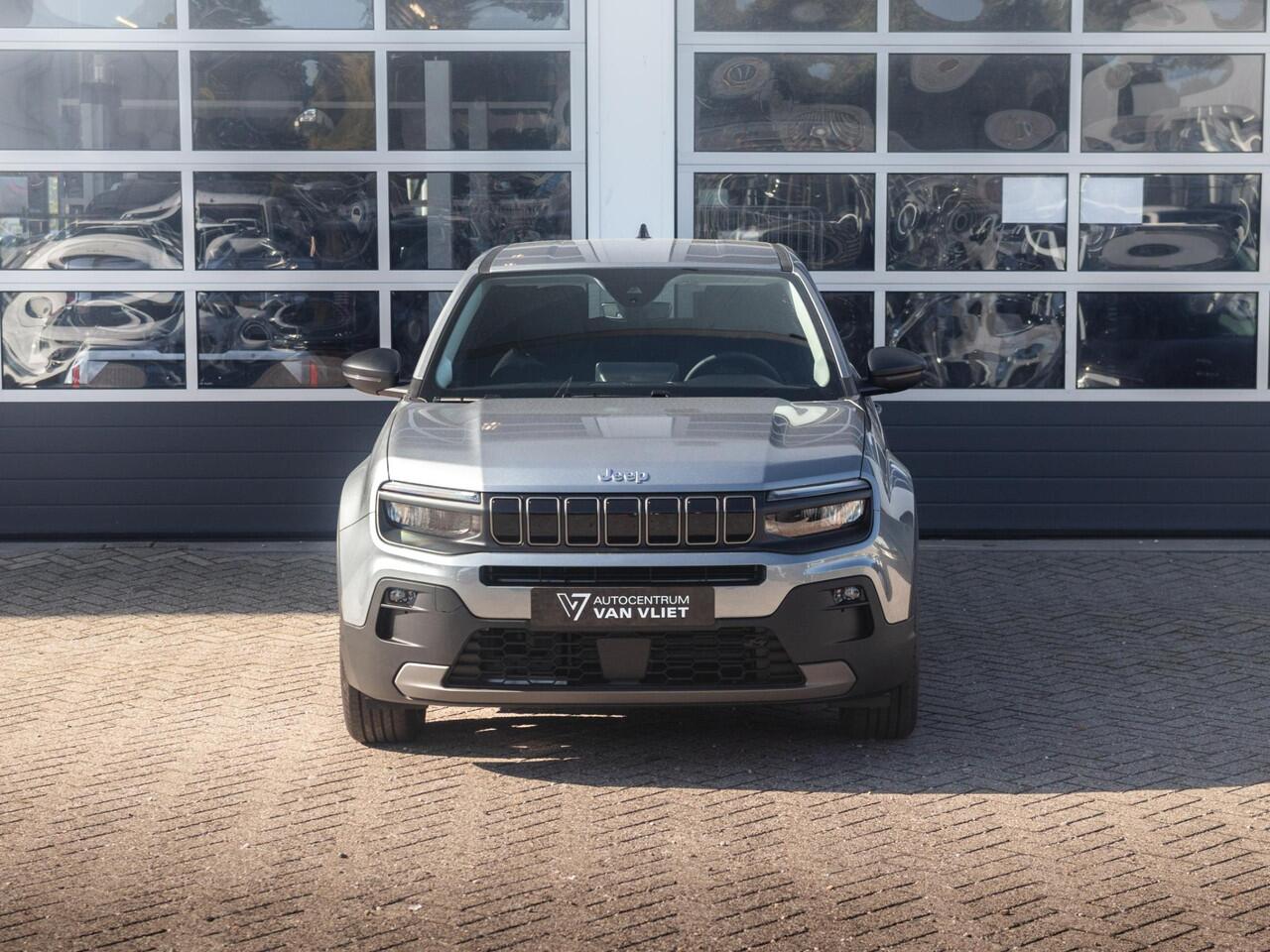 Jeep Avenger Business Edition 54 kWh | Uit voorraad leverbaar | 17% Bijtelling | Winter Pack | Warmtepomp | Apple Carplay | Clima | Keyless | Adapt. Cruise | 17" | Camera