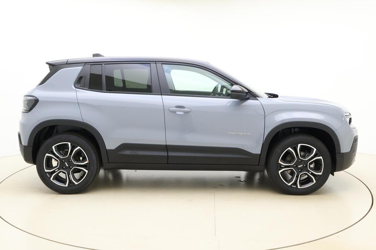 Jeep Avenger 1.2 e-Hybrid Summit Automaat | Navigatie | Elektrische achterklep | Led koplampen | 18'' Licht metalen velgen | Two-tone lak |