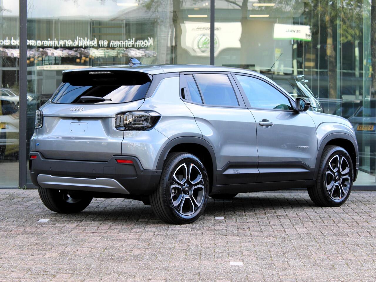 Jeep Avenger Summit 54 kWh VOORRAAD KORTING