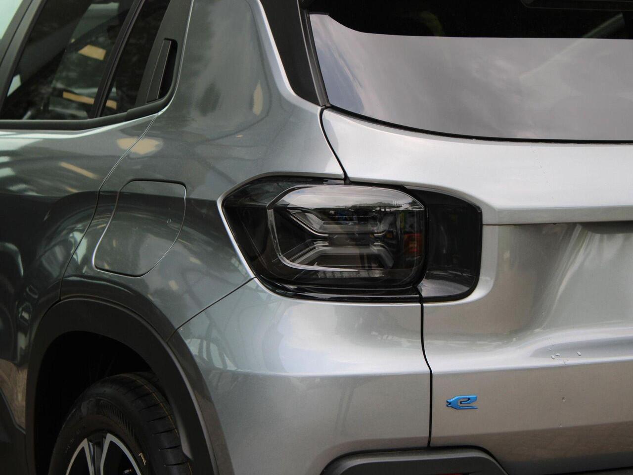 Jeep Avenger Summit 54 kWh VOORRAAD KORTING