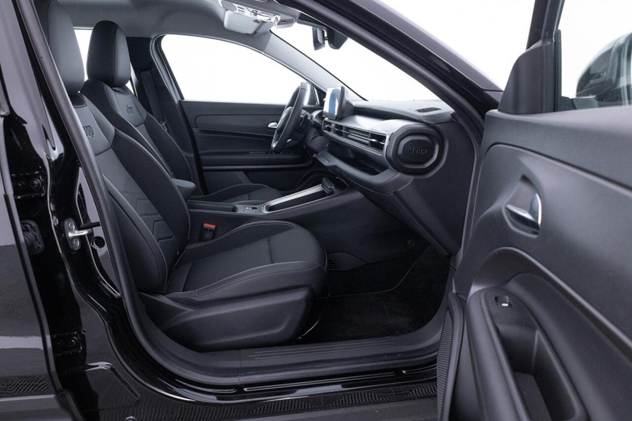 Jeep Avenger 1.2 e-Hybrid Altitude Automaat ? 1e Eigenaar