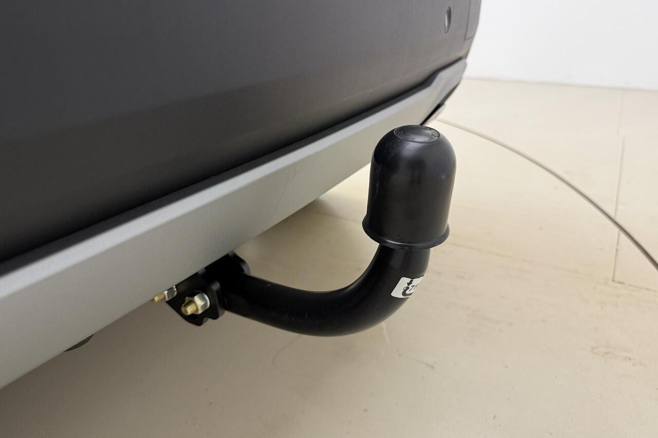 Jeep Avenger 1.2 e-Hybrid Summit | Panoramadak | Adaptive Cruise Control | JBL Audio | Stoelverwarming | Trekhaak | Climate Control | Navigatie | Elektrische achterklep