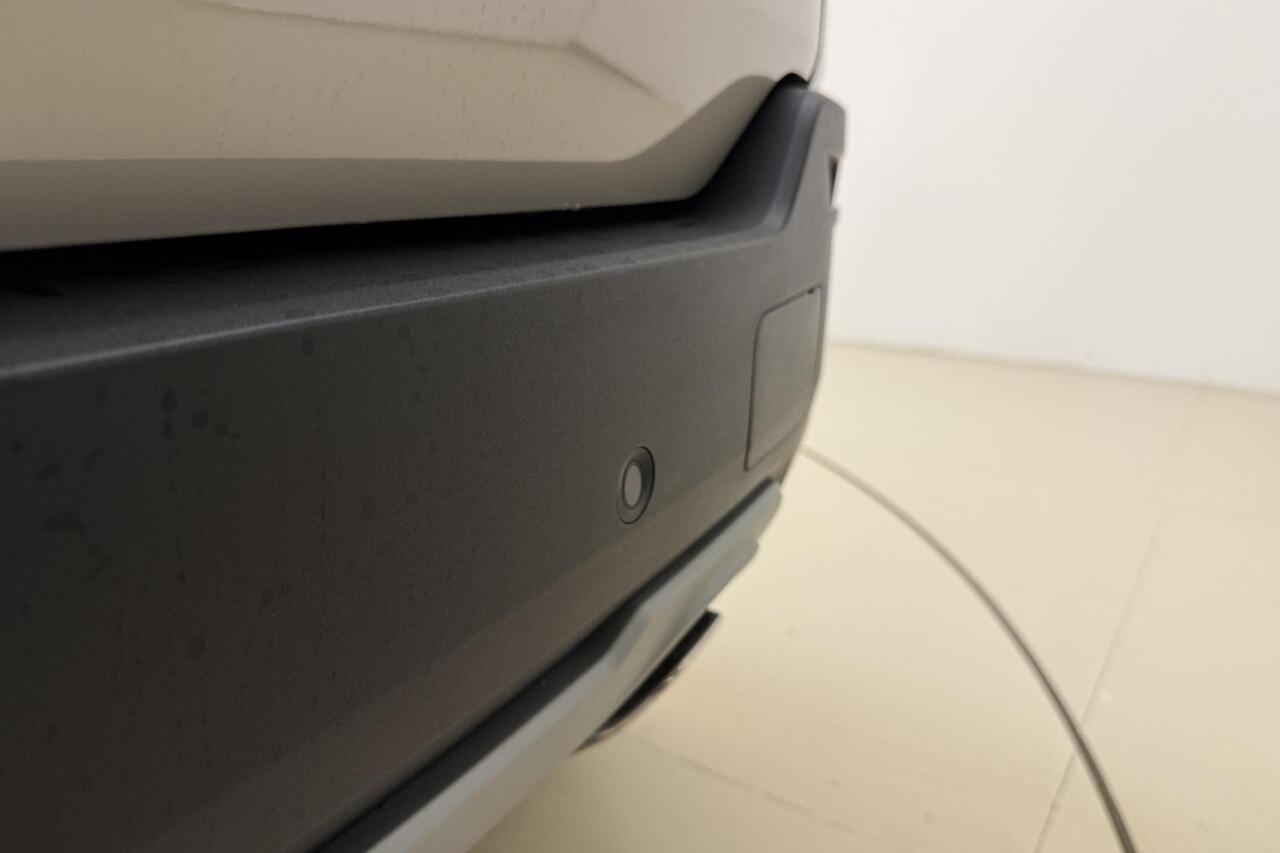 Jeep Avenger 1.2 e-Hybrid Summit | Navigatie | Automaat | 18'' lichtmetalen velgen | Two-tone lak | JBL audio | Elektrische achterklep | LED | Sfeerverlichting