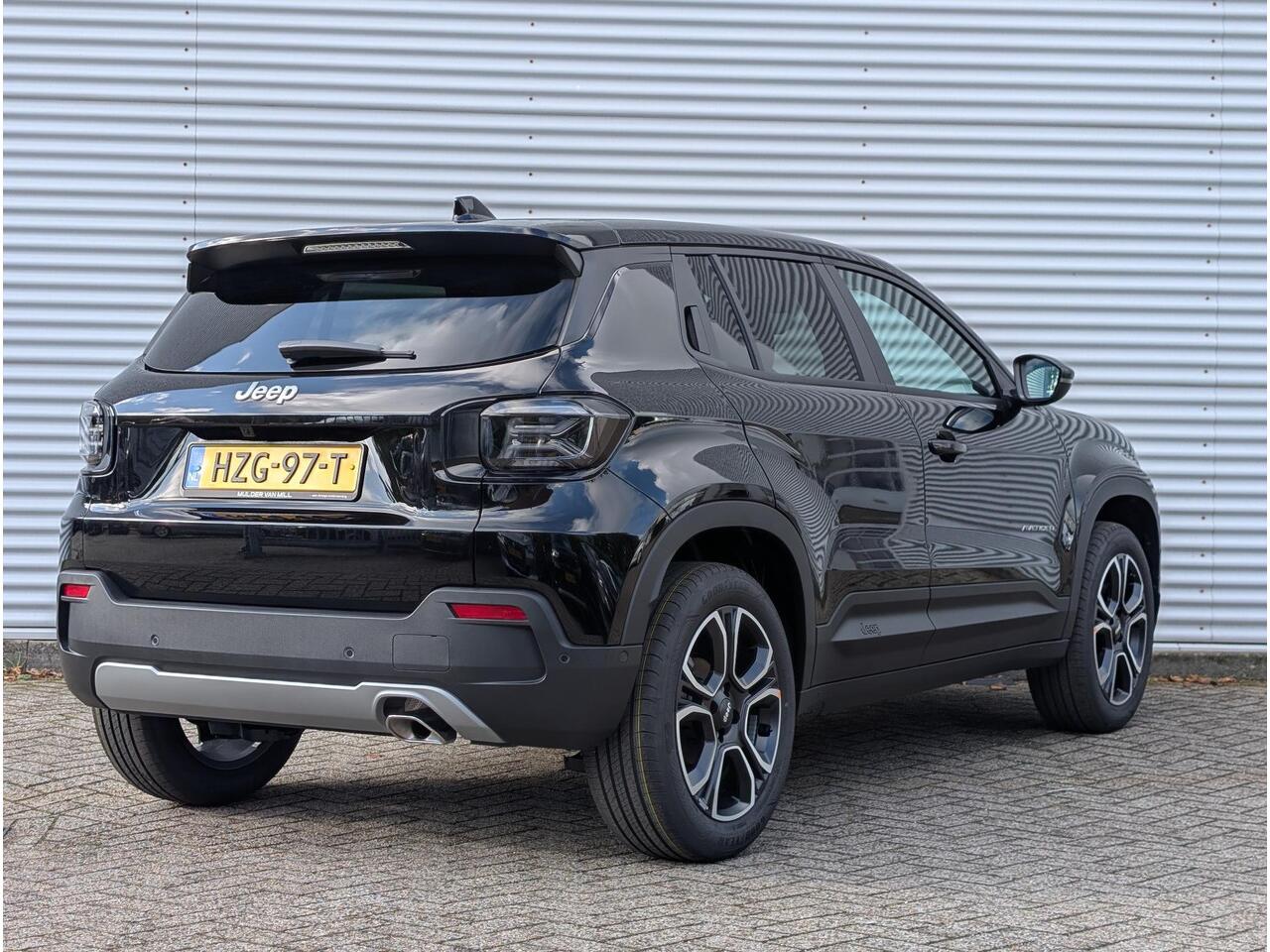 Jeep Avenger Summit 1.2 e-Hybrid 110pk e-DCS6 | STOELVERW. | KEYLESS | CAMERA | NAVI | APPLE CARPLAY / ANDROID AUTO