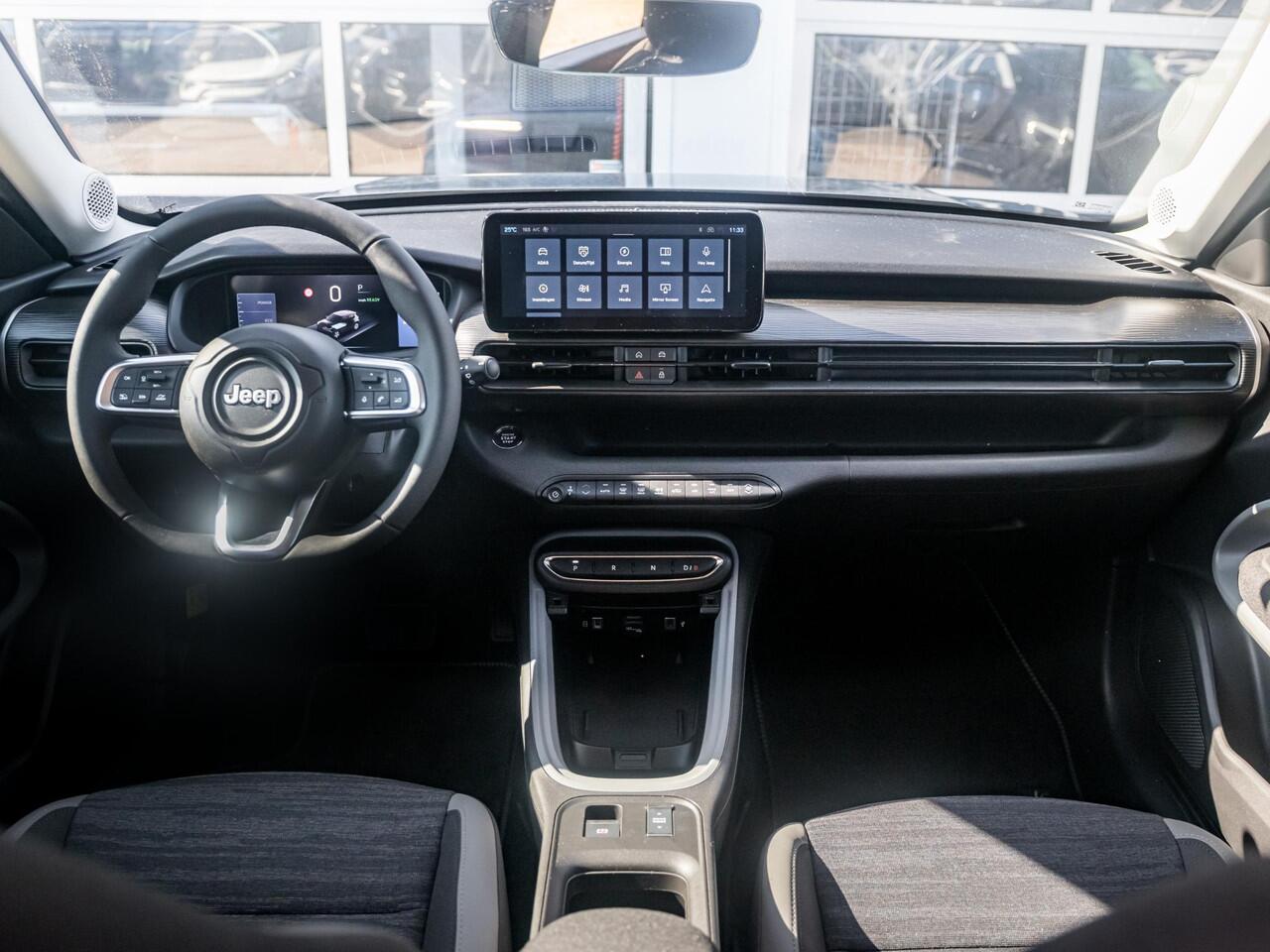 Jeep Avenger Business Edition 54 kWh | Uit voorraad leverbaar | 17% Bijtelling | Winter Pack | Warmtepomp | Apple Carplay | Clima | Keyless | Adapt. Cruise | 17" | Camera