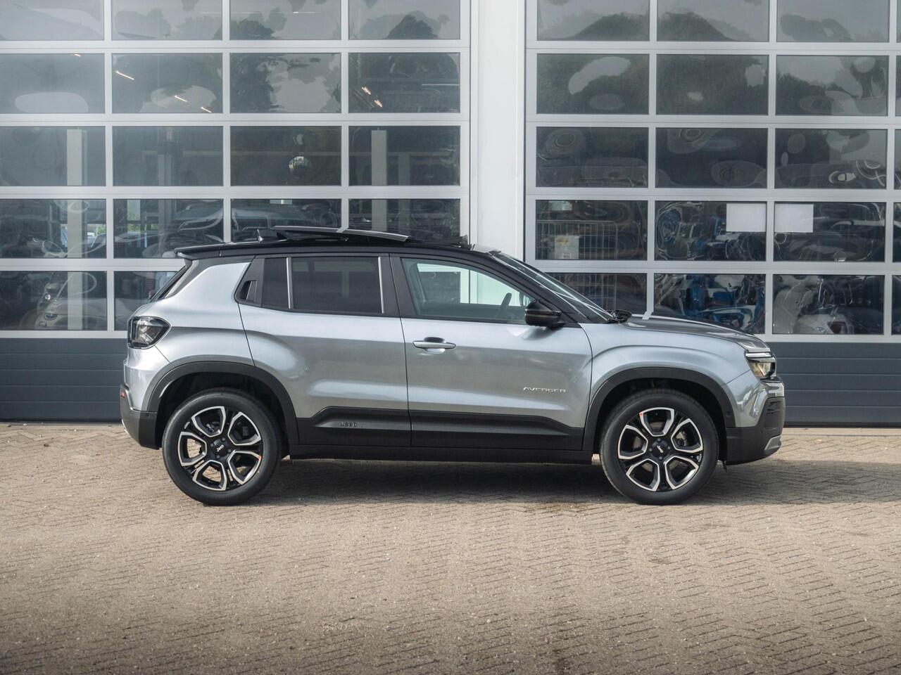 Jeep Avenger 1.2 e-Hybrid Summit | Uit voorraad leverbaar | Winter Pack | Schuif/Kanteldak | Infotaiment&Convenience Pack | Bicolore