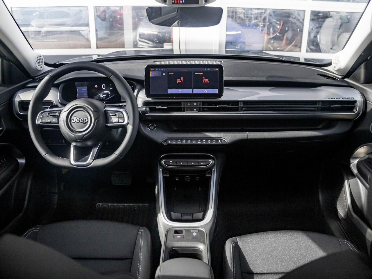 Jeep Avenger 1.2 e-Hybrid Summit | Uit voorraad leverbaar | Winter Pack | Schuif/Kanteldak | Infotaiment&Convenience Pack | Bicolore