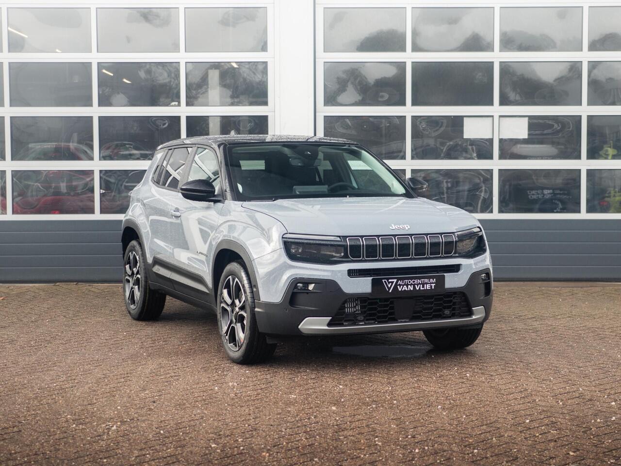 Jeep Avenger 1.2 e-Hybrid Summit | Uit voorraad leverbaar | Winter Pack | Schuif/Kanteldak | Infotaiment&Convenience Pack | Bicolore