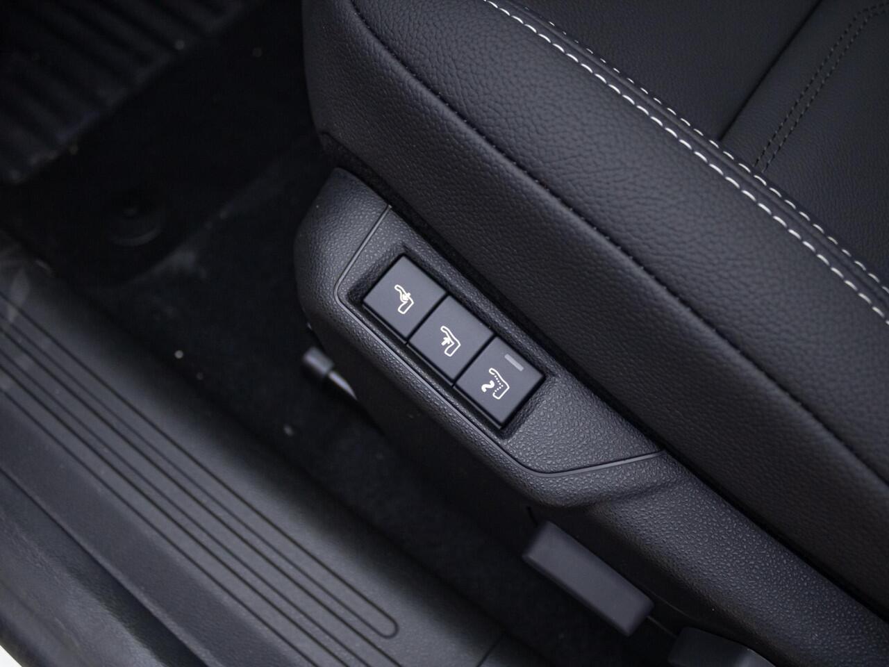 Jeep Avenger Summit 54 kWh | 17% Bijtelling | Schuif/Kanteldak | Leder&Winter Pack | Warmtepomp | Info&Convenience Pack