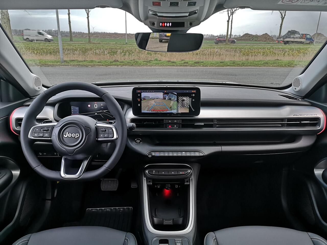 Jeep Avenger 1.2 Summit | Camera | Stoelverwarming | Carplay | JBL soundsystem | Massage | Leder