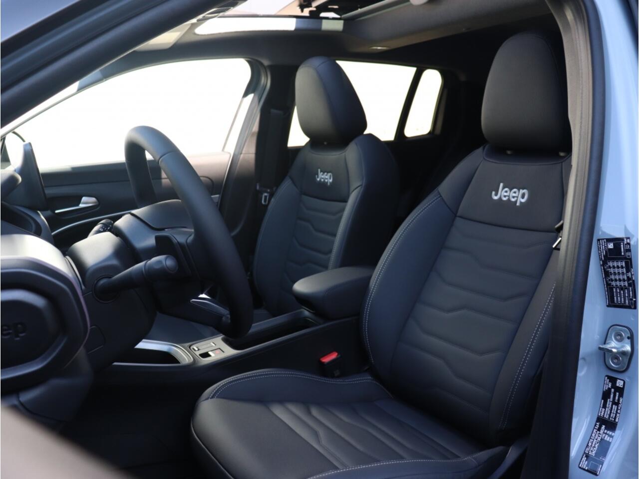 Jeep Avenger Summit 54kWh | Leder | Winter | Carplay | Camera