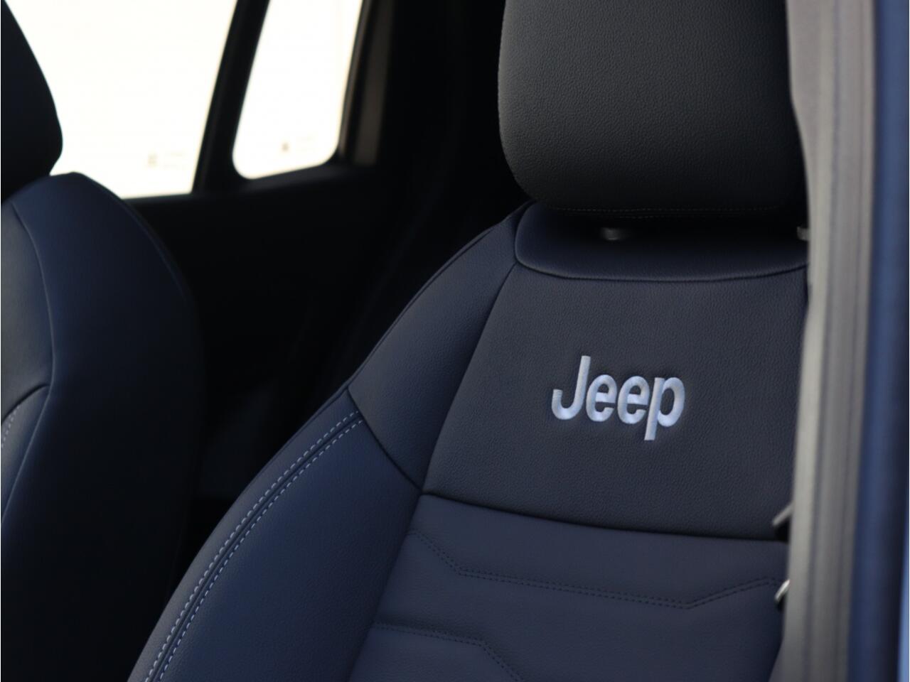 Jeep Avenger Summit 54kWh | Leder | Winter | Carplay | Camera