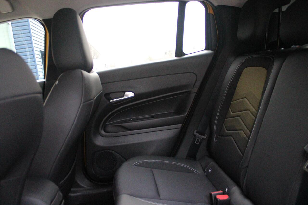 Jeep Avenger 1.2 110PK e-HYbrid SUMMIT | JBL PREMIUM AUDIO SYSTEEM | ACHTERUITRIJ CAMERA | STOEL VERWARMING | SFEERVERLICHTING | FULL LED KOPLAMPEN | 18" LICHTMETALEN VELGEN | DRAADLOZE TELEFOONLADER | DRAADLOZE APPLE CARPLAY/ANDROID AUTO | ADAPTIVE CRUISE CONTROL | P