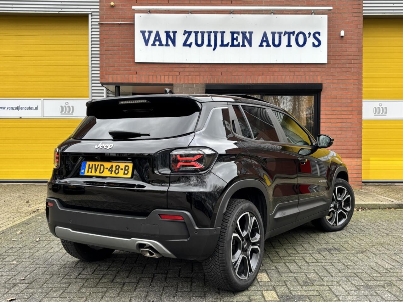 Jeep Avenger 1.2 e-Hybrid Summit Pano JBL Leder Navi Massage 360°