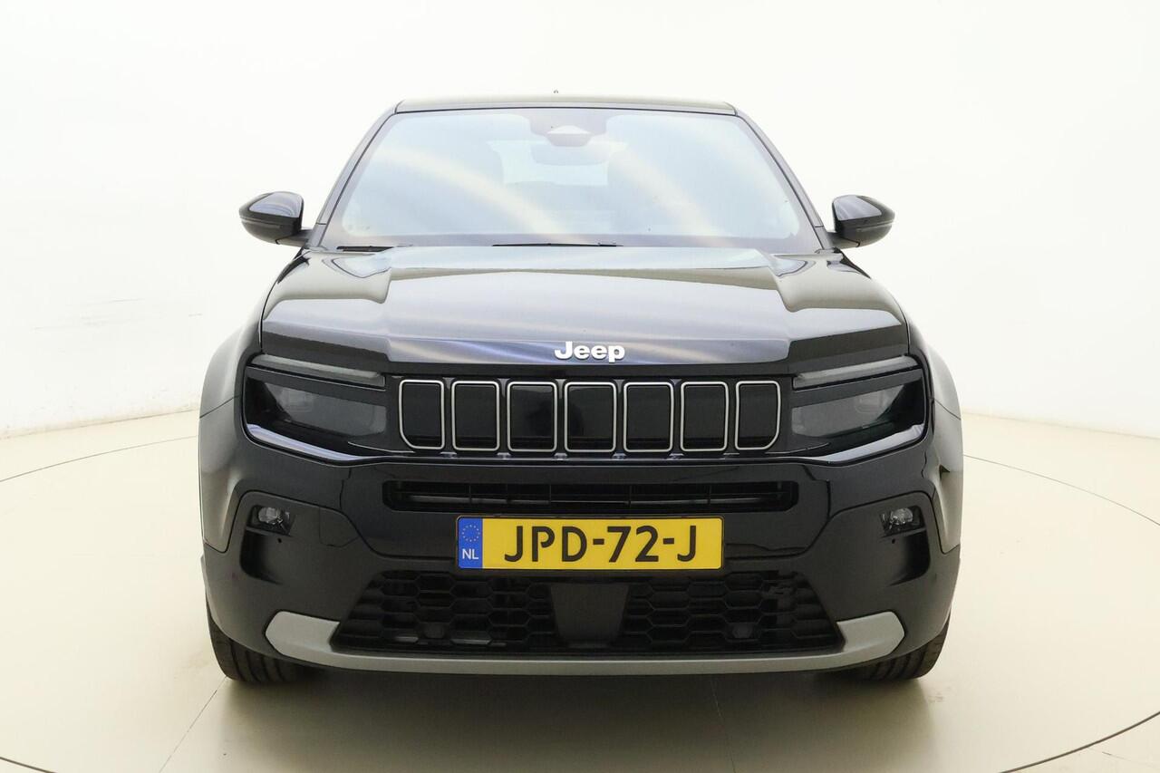 Jeep Avenger Summit 54 kWh | Panoramschisch schuif/ kanteldak | Stoel & Stuurverwarming | Navigatie | Electrische achterklep | Camera | Keyless