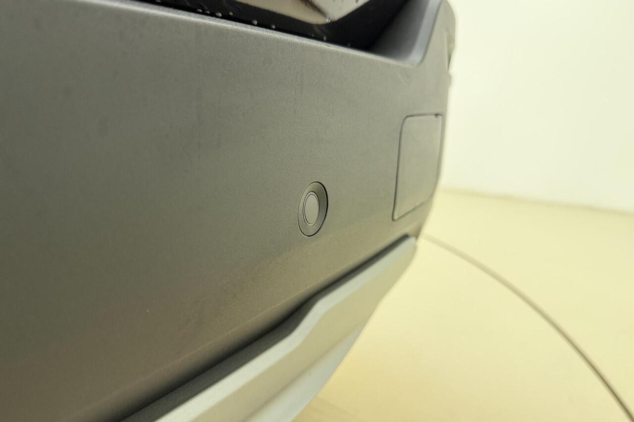 Jeep Avenger Summit 54 kWh | Panoramschisch schuif/ kanteldak | Stoel & Stuurverwarming | Navigatie | Electrische achterklep | Camera | Keyless