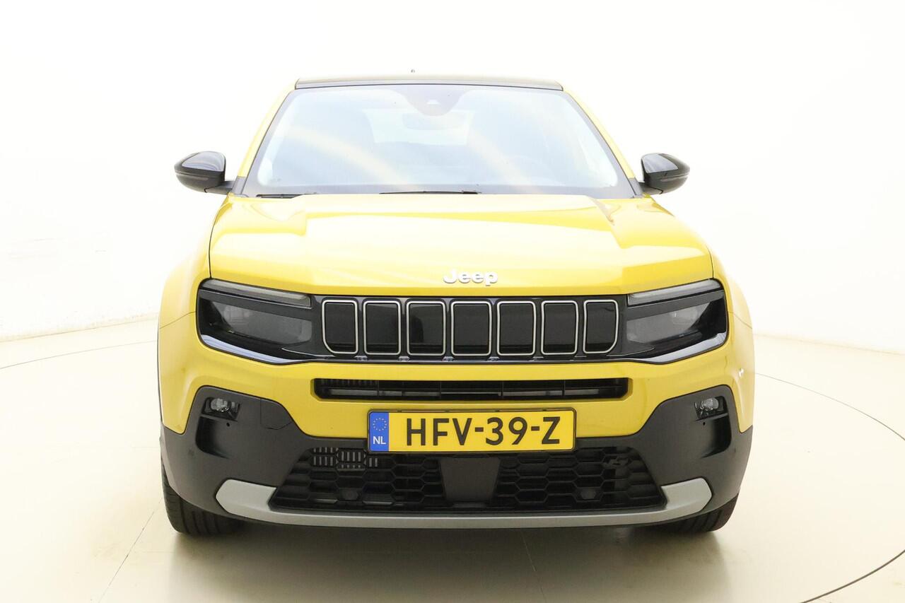 Jeep Avenger 1.2 e-Hybrid Summit | JBL audio | Panoramadak | stoelverwarming | Elektrische achterklep | LM velgen