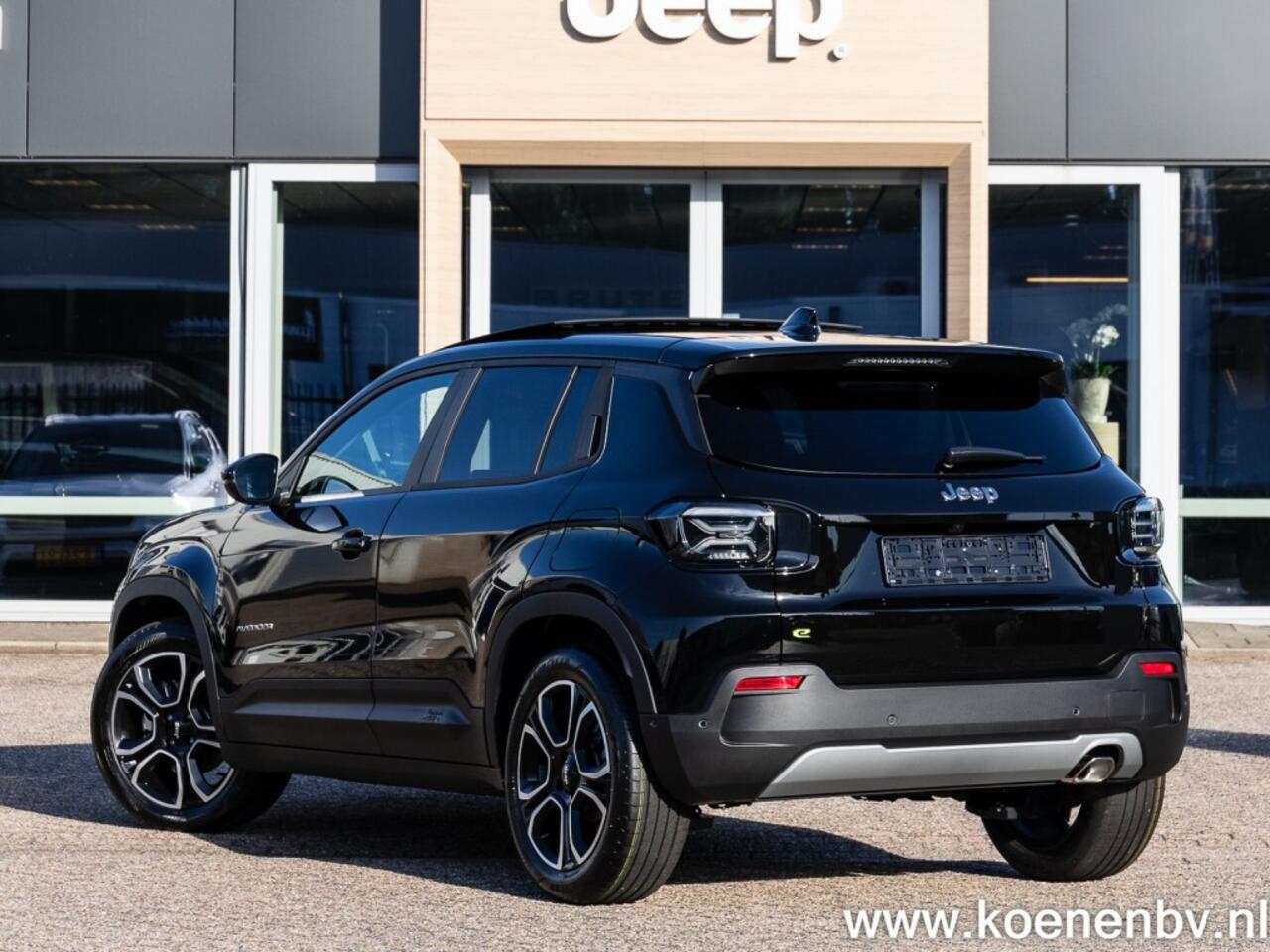 Jeep Avenger 1.2 E-Hybrid SUMMIT Auto. PANO / LEER / ENTERTAINMENT PACK
