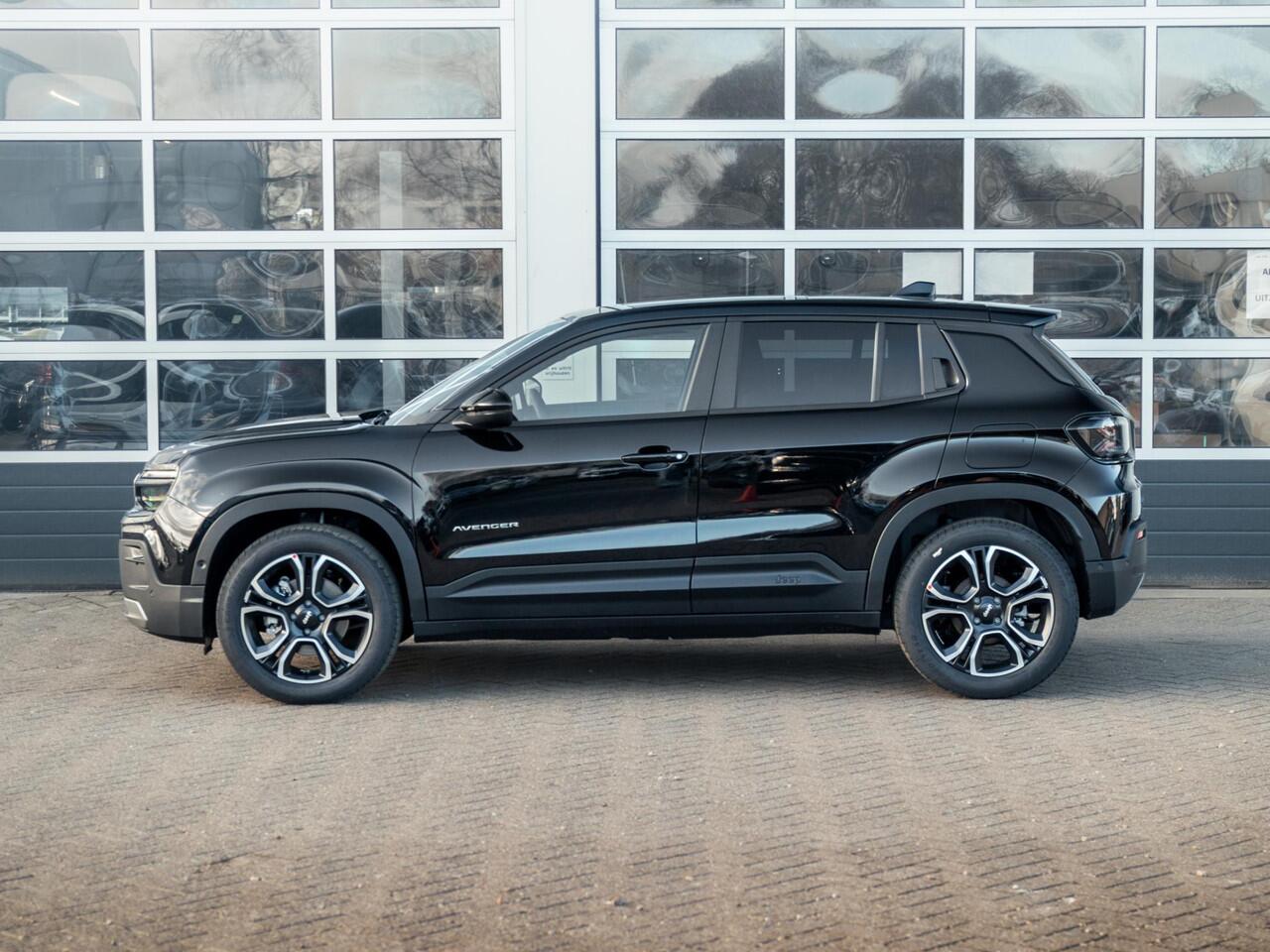 Jeep Avenger Summit 54 kWh | Uit voorraad leverbaar | Schuif/Kanteldak | Winter Pack | Infotainment&Convenience Pack | Warmtepomp