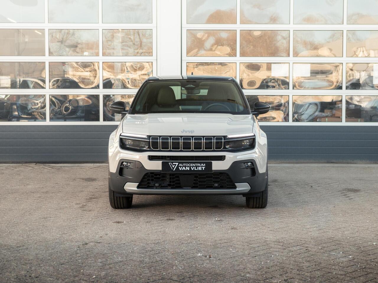 Jeep Avenger Summit 54 kWh | Uit voorraad leverbaar | Schuif/Kanteldak | Winter Pack | Infotainment&Convenience Pack | Warmtepomp