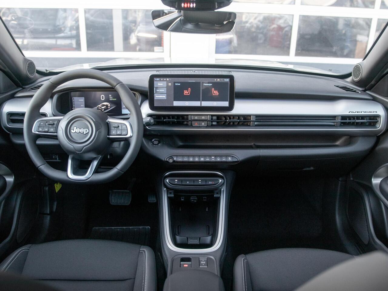 Jeep Avenger Summit 54 kWh | Uit voorraad leverbaar | Schuif/Kanteldak | Winter Pack | Infotainment&Convenience Pack | Warmtepomp